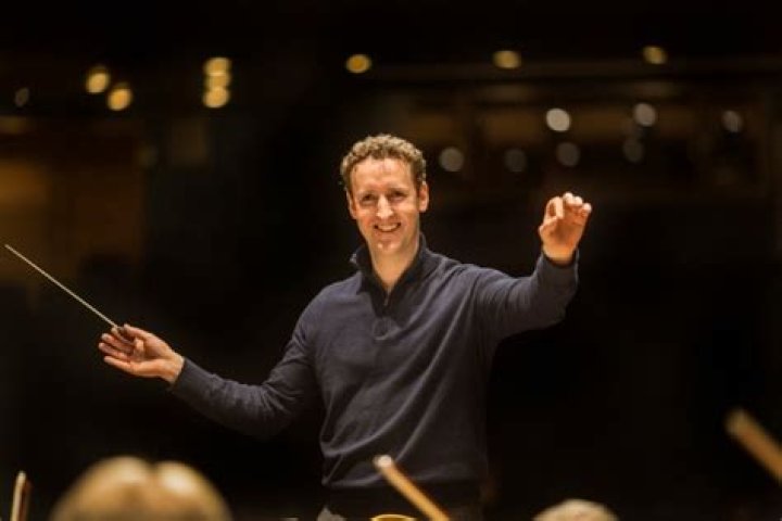 Michael Francis Biography, Age, Height, Wife, Net Worth, Family