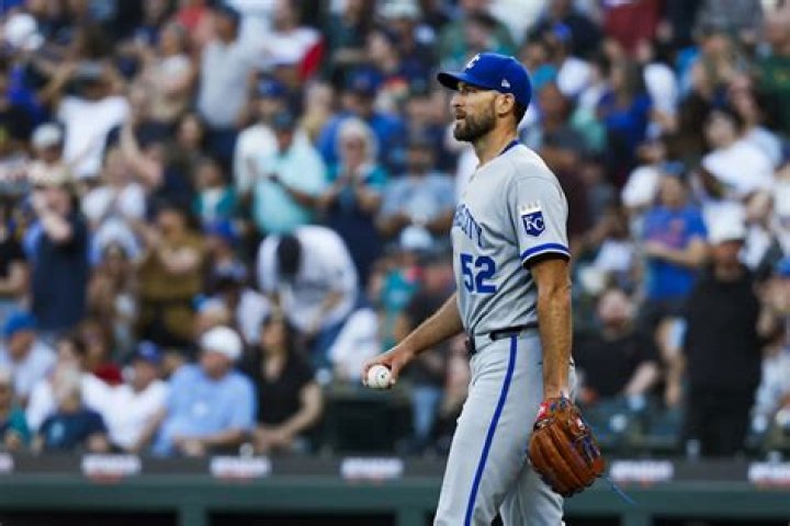 Michael Wacha Biography, Age, Height, Wife, Net Worth, Family