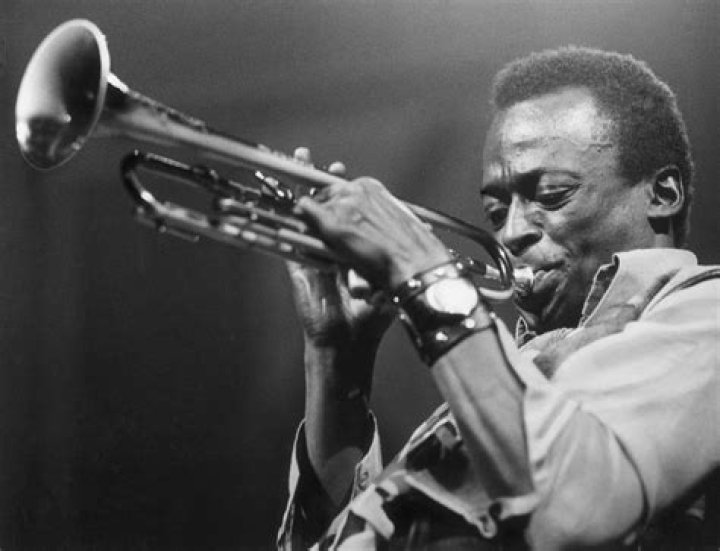 Miles Davis (Trumpet Player) - Age, Birthday, Bio, Facts, Family, Net Worth, Height & More