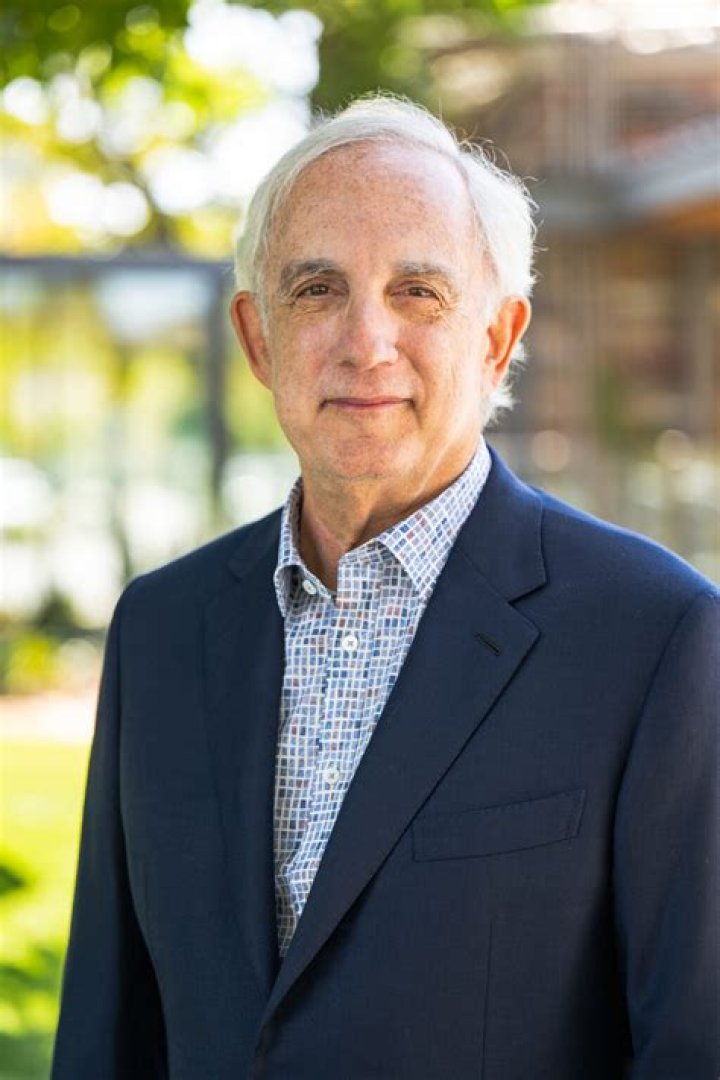 Mitch Kapor Biography, Age, Height, Wife, Net Worth, Family