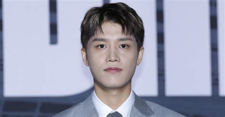 Moon Taeil (Pop Singer) - Age, Birthday, Bio, Facts, Family, Net Worth, Height & More