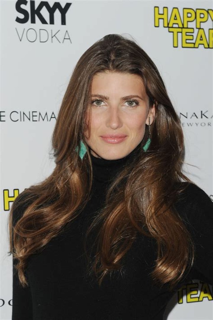 
Nafe Alves Height, Weight, Net Worth, Age, Birthday, Wikipedia, Who, Nationality, Biography 