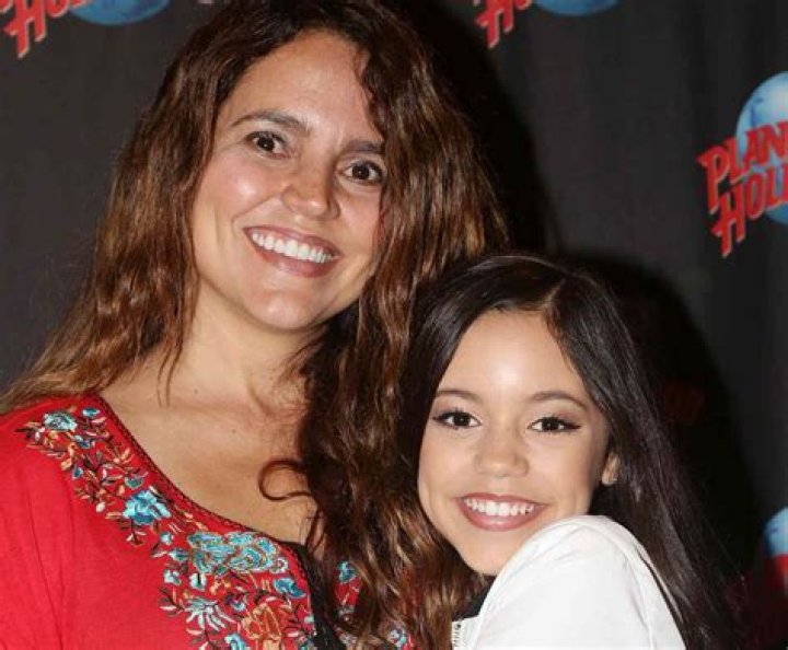 Natalie Ortega (Instagram Star) - Age, Birthday, Bio, Facts, Family, Net Worth, Height & More