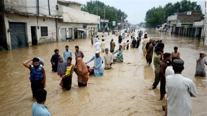 
Nearly 1,700 people killed in Pakistan’s monsoon rain, flood 