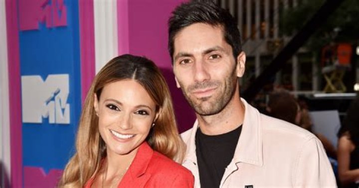 ExclusiveNev Schulman And Wife Laura Perlongo Talk About Their Biggest Parenting Fail And It Will Make You LOL