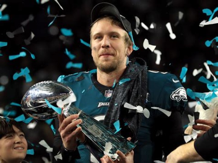 Nick Foles (Football Player) - Age, Birthday, Bio, Facts, Family, Net Worth, Height & More