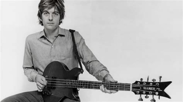 Nick Lowe Biography, Age, Height, Wife, Net Worth, Family