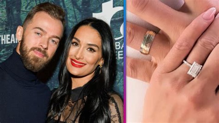 Nikki Bella Steps out Without Her Engagement Ring Amid Her Split From John Cena