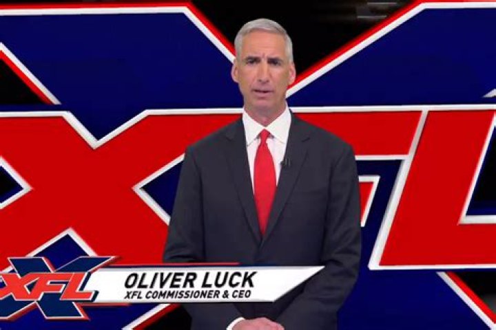 Oliver Luck Biography, Age, Height, Wife, Net Worth, Family