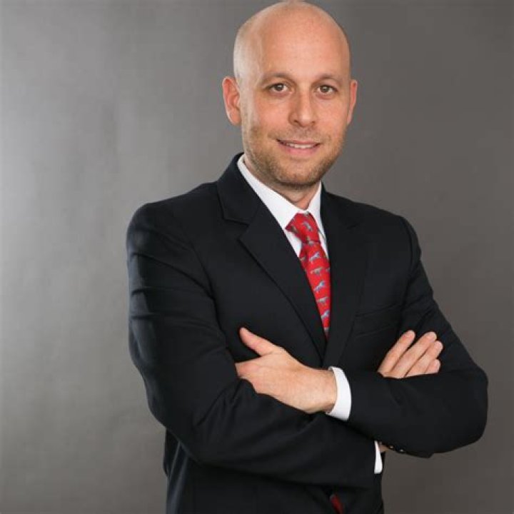 Pablo Kleinman Biography, Age, Height, Wife, Net Worth, Family