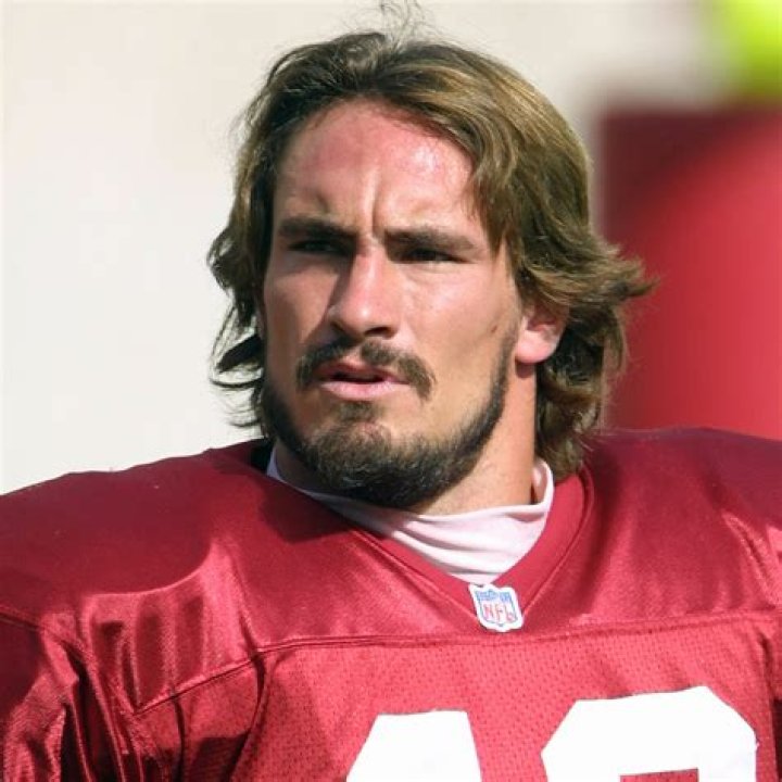 Pat Tillman (Football Player) - Age, Birthday, Bio, Facts, Family, Net Worth, Height & More