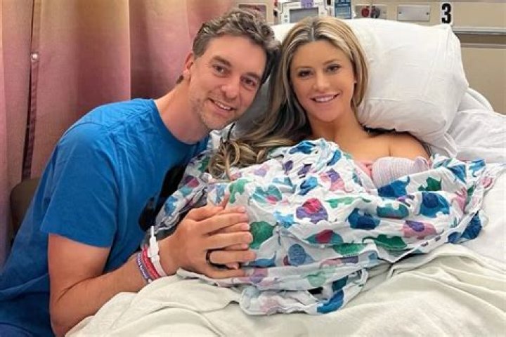 
Pau Gasol and Wife Cat Welcome Second Baby, a Son: ‘Officially a Family of Four!’ 