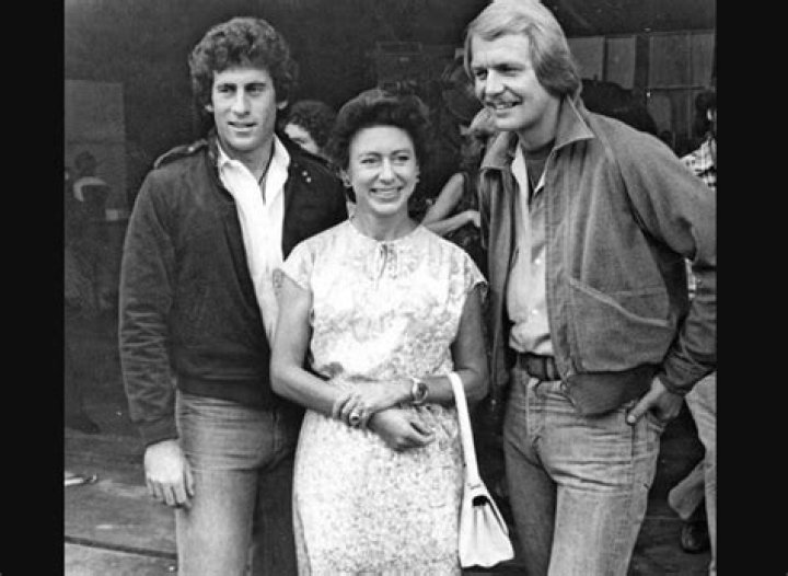 Paul Michael Glaser Illness And Health Status, What Happened To Him? Wife, Daughter & Net Worth