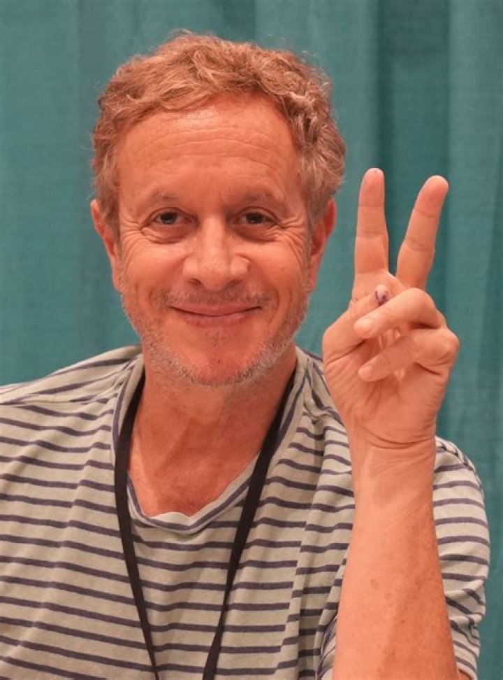 Pauly Shore (Movie Actor) - Age, Birthday, Bio, Facts, Family, Net Worth, Height & More