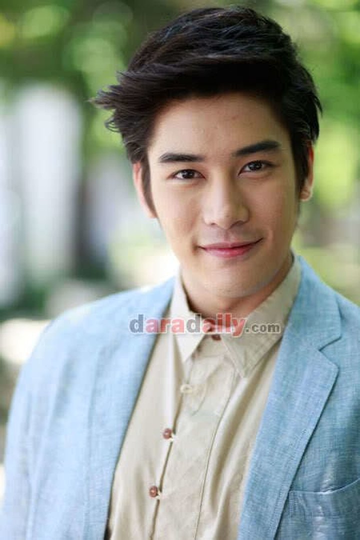 Phupoom Pongpanu Biography, Age, Height, Wife, Net Worth, Family