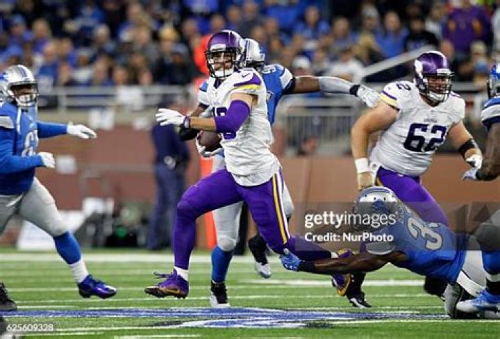 Rafael Bush Biography, Age, Height, Wife, Net Worth, Family