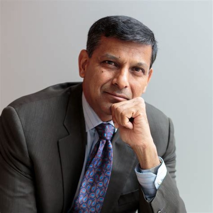 Raghuram Rajan Biography, Age, Height, Wife, Net Worth, Family