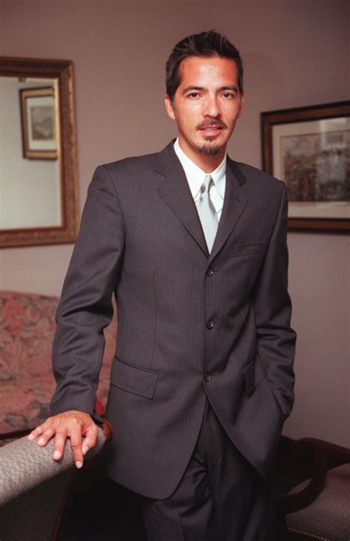 René Elizondo Biography, Age, Height, Husband, Net Worth, Family