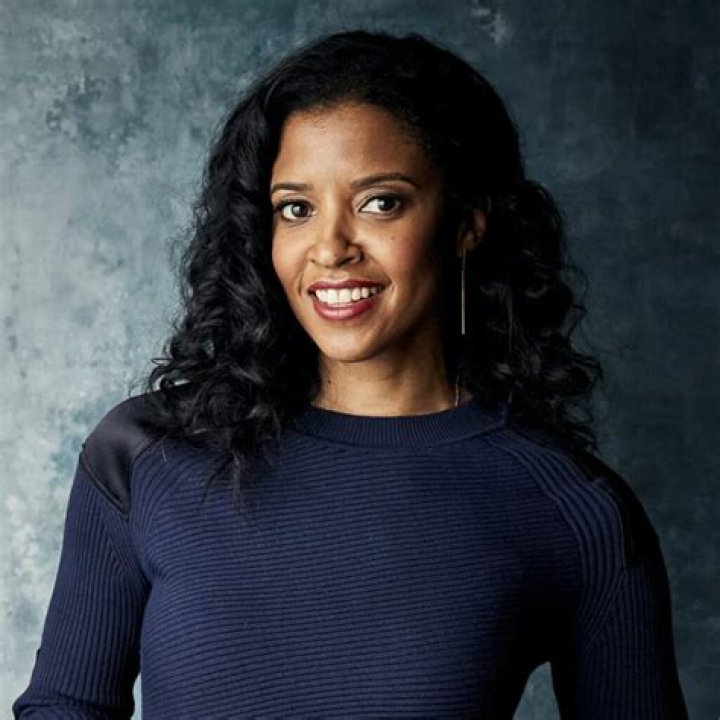 Renée Elise Goldsberry Biography, Age, Height, Husband, Net Worth, Family