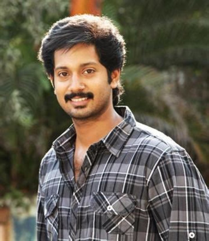 Renjith Menon Biography, Age, Height, Wife, Net Worth, Family