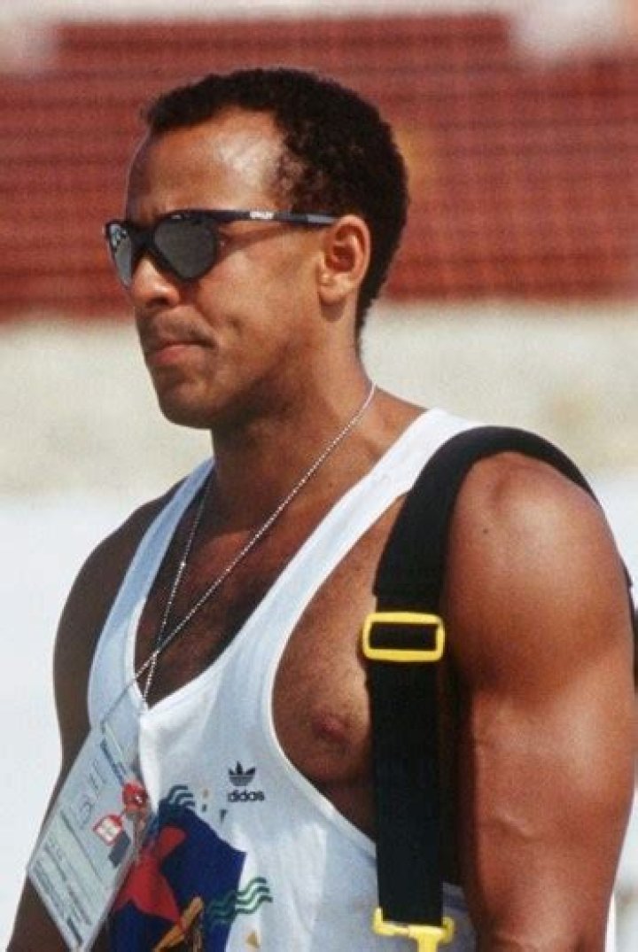 Renn Crichlow Biography, Age, Height, Wife, Net Worth, Family