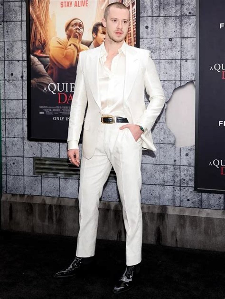 
Richard Quinn Height, Weight, Net Worth, Age, Birthday, Wikipedia, Who, Instagram, Biography 