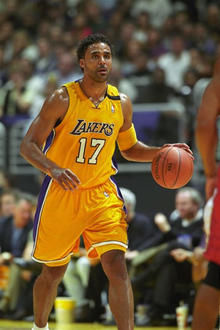 Rick Fox (Basketball Player) - Age, Birthday, Bio, Facts, Family, Net Worth, Height & More