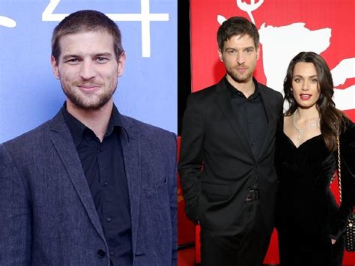 Robert Finster Height, Age, Boyfriend, Biography, Wiki, Net Worth