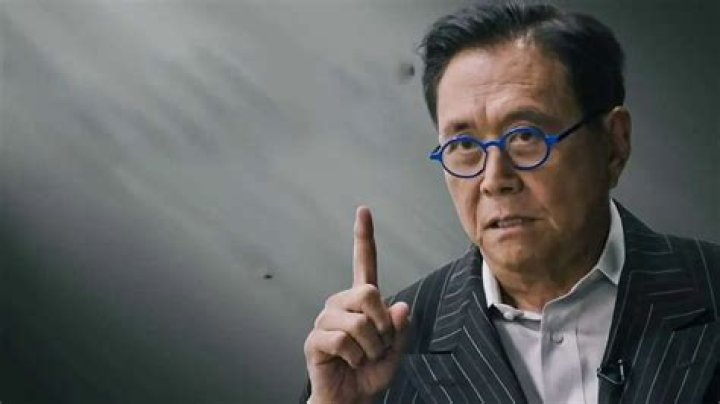 Роберт Киыосаки - Robert Kiyosaki (Предприниматель) - возраст, день рождения, биография, факты, семья, собственный капитал, рост и многое другое