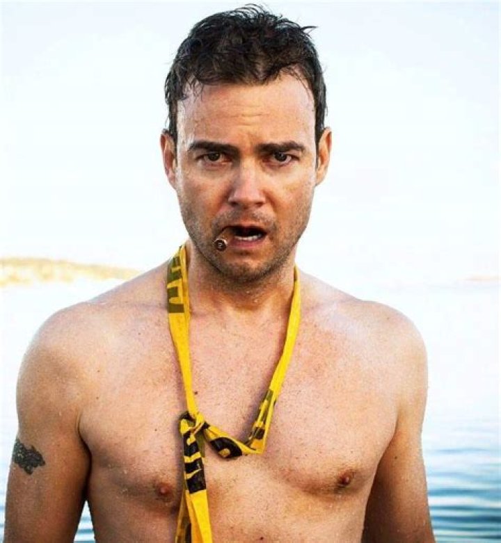 Robin Dunne biografía, edad, altura, esposo, net worth, familia