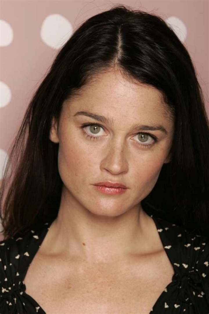 Robin Tunney (TV Actress) - Age, Birthday, Bio, Facts, Family, Net Worth, Height & More