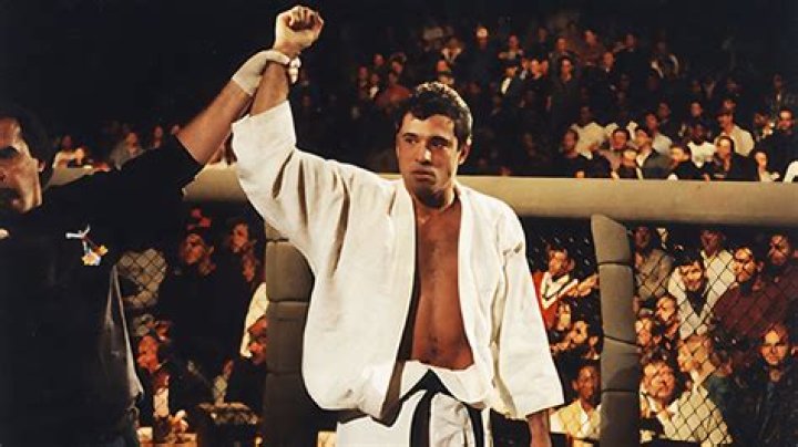 Royce Gracie Biography, Age, Height, Wife, Net Worth, Family