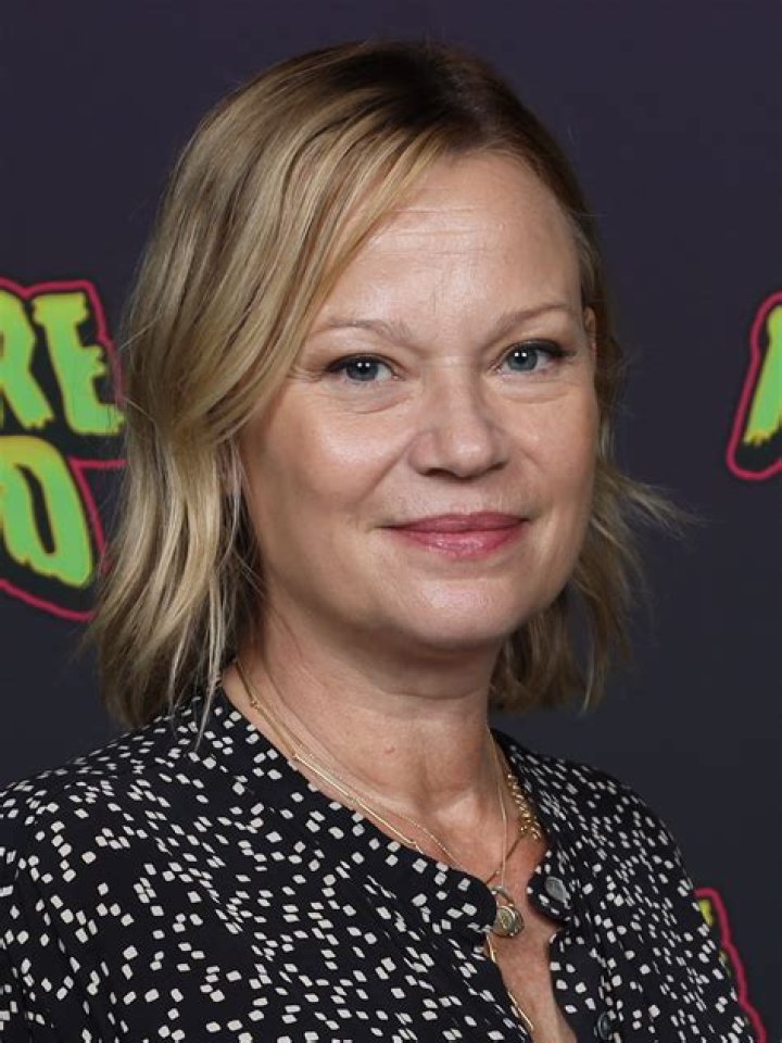 Samantha Mathis