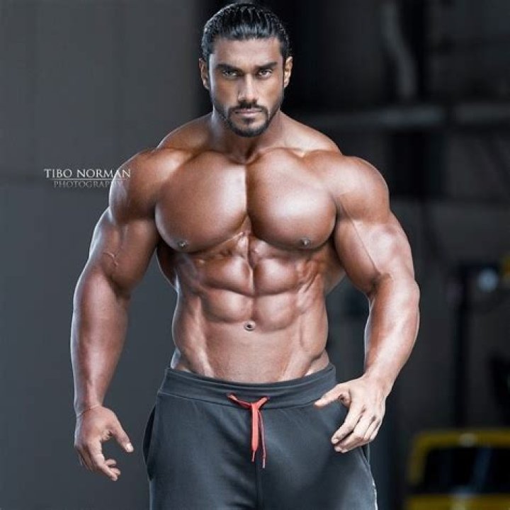 Sangram Chougule Biography, Age, Height, Wife, Net Worth, Family