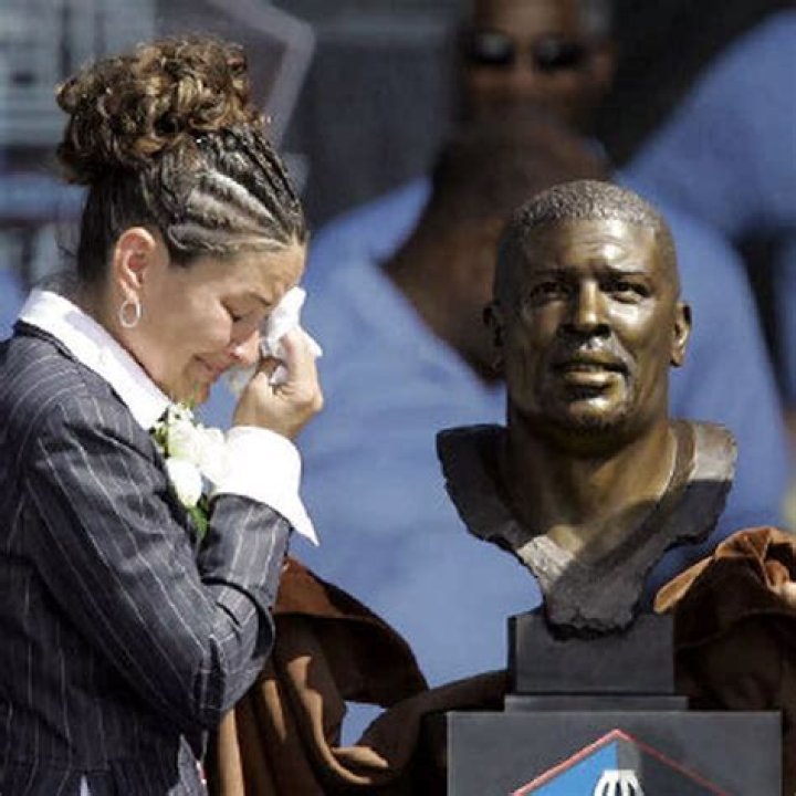 Who Is Sara White? Wiki, Age, Kids, Family & BIO of Reggie White's Wife