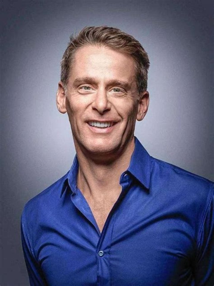 Scott Capurro (Comedian) - Age, Birthday, Bio, Facts, Family, Net Worth, Height & More