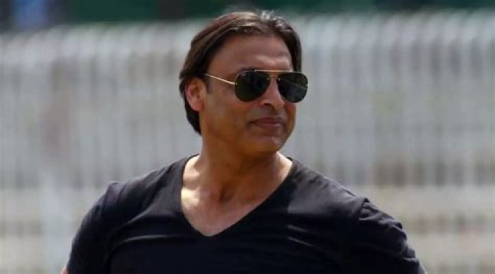 Shoaib Akhtar (Cricket Player) - Age, Birthday, Bio, Facts, Family, Net Worth, Height & More