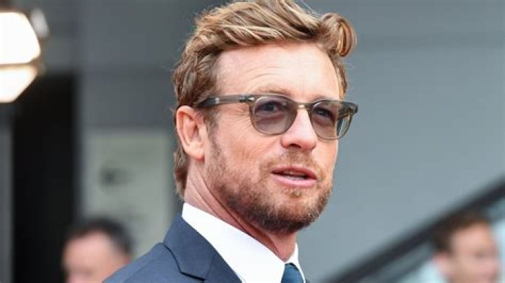 Simon Baker Biography, Age, Height, Wife, Net Worth, Family