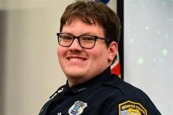 
Sixth Memphis Police Officer Involved in Tyre Nichols Confrontation Relieved of Duty: Reports 