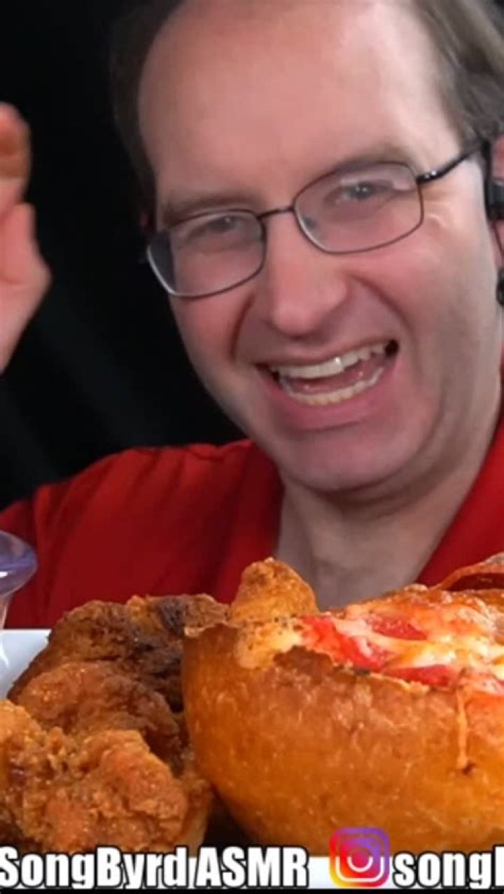 Songbyrd ASMR (YouTube Star) - Age, Birthday, Bio, Facts, Family, Net Worth, Height & More