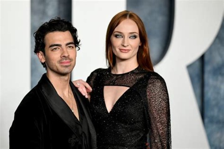Sophie Turner and Joe Jonas Walking Hand in Hand in SoHo is Total #RelationshipGoals