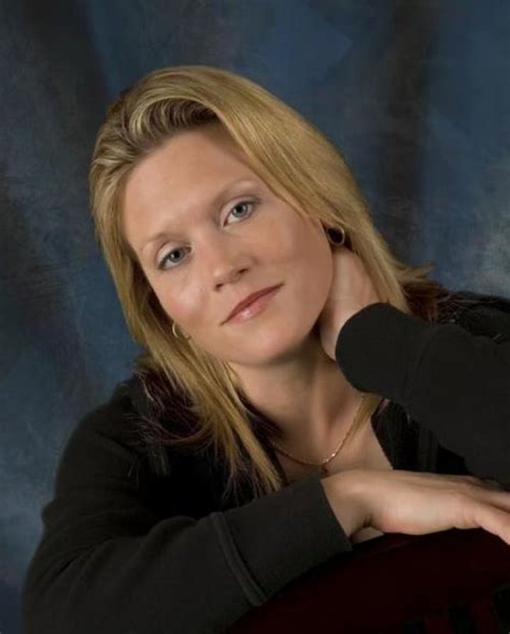 Stacey Lannert Biography, Age, Height, Husband, Net Worth, Family