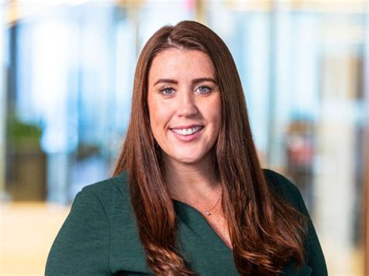 Stephanie Walker Biography, Age, Height, Husband, Net Worth, Family