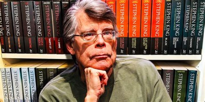 How tall is Stephen King