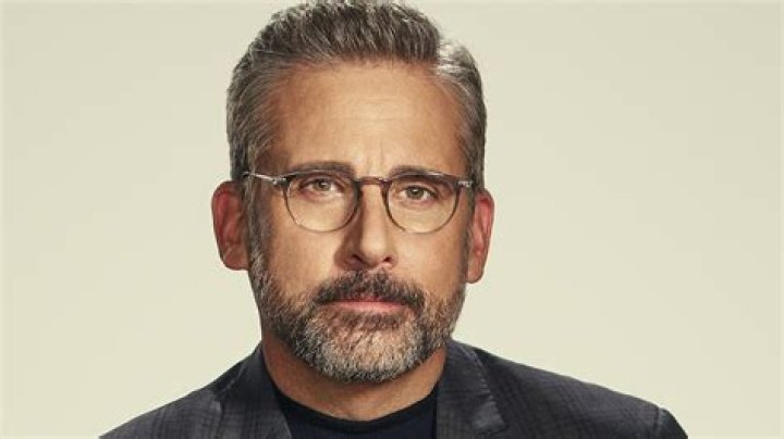 How tall is Steve Carell
