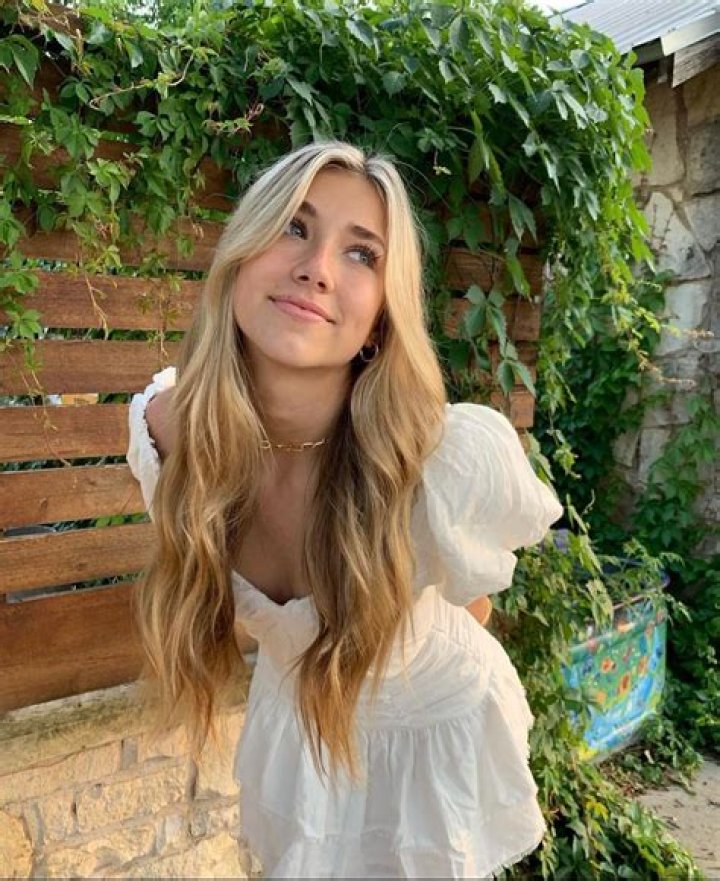 Stormie Goldsmith (Instagram Star) - Age, Birthday, Bio, Facts, Family, Net Worth, Height & More