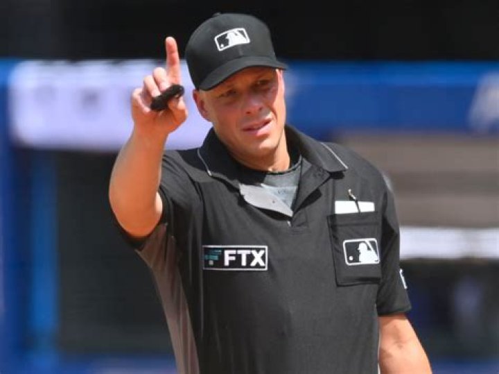 Stu Scheurwater Biography, Age, Height, Wife, Net Worth, Family