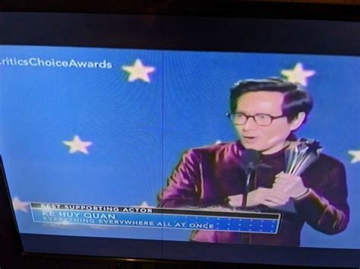 
“Supremacy”: Fans laud Everything All at Once for winning the most titles at the Critics Choice Awards 2023 