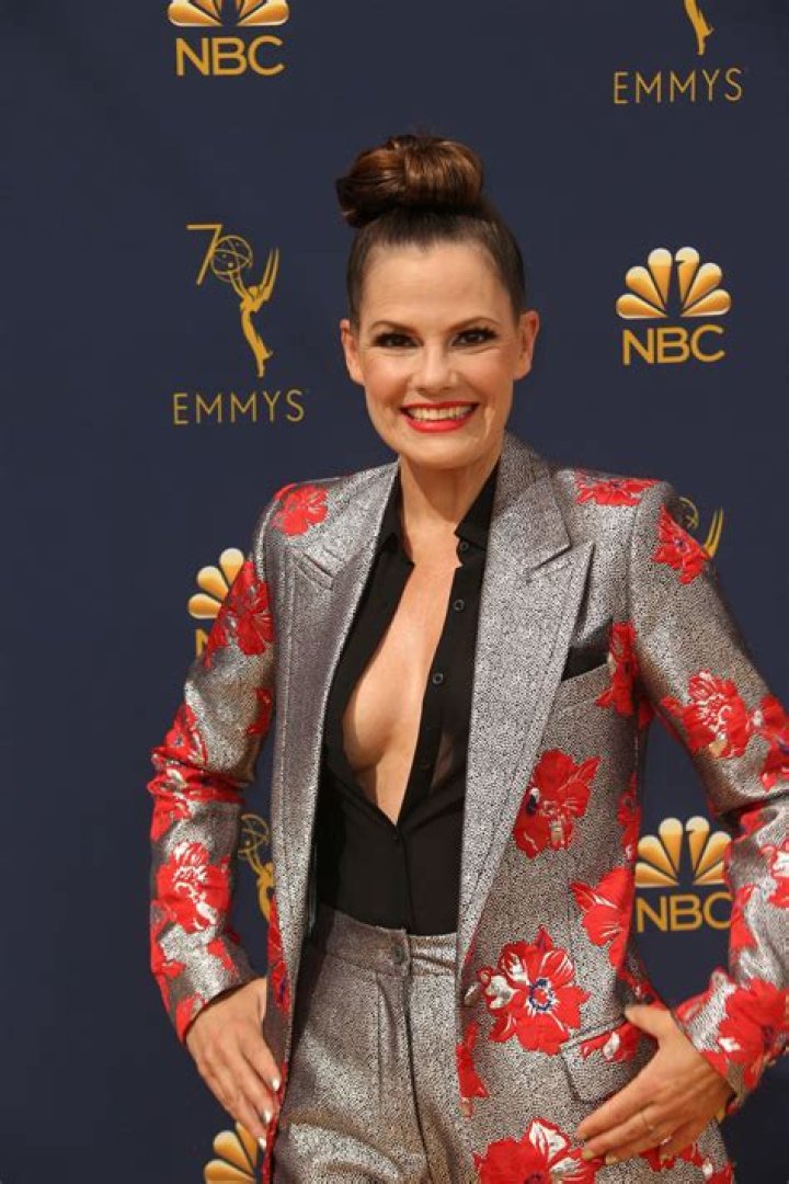 Suzanne Cryer Biography, Age, Height, Husband, Net Worth, Family