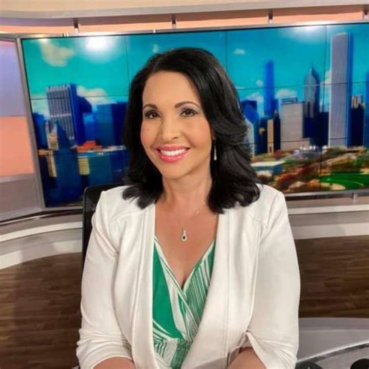 Suzanne Le Mignot Biography, Age, Height, Husband, Net Worth, Family